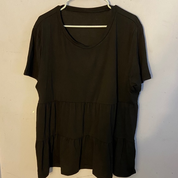 SHEIN Black Tiered Peplum Tee - Picture 1 of 2